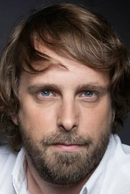 Александр Ажа