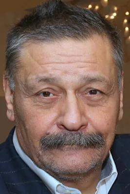 Дмитрий Назаров