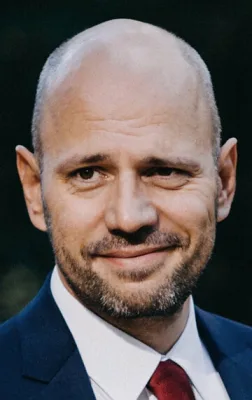 Максим Беспалый