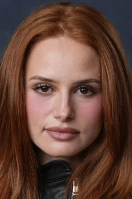 Мэделин Петш