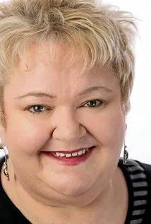 Салли-Энн Аптон