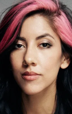 Стефани Беатрис